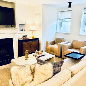 2 BR-Capitol Hill-2 blks Metro! - Image 3