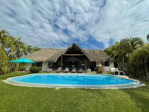 Villa Lumina - Beachfront Escape Private Pool, Spacious & Serene - Image 2