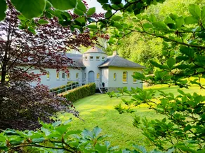 Grey House - Image 4