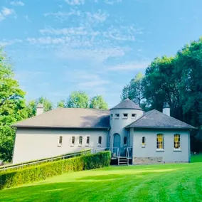 Grey House - Image 2