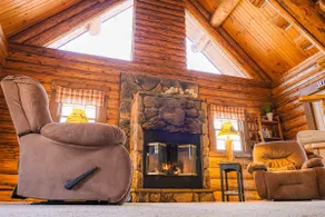 Wildwood Hill Cabin. Secluded in Woods. Hot Tub - Image 4