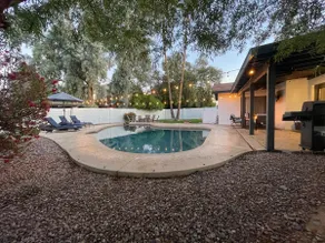 AZ Backyard Oasis! - PET FRIENDLY/Spacious yard! - Image 2