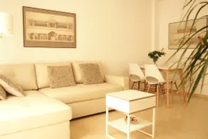 Vero GRANADA Center + PARKERING i byggnaden - Image 3