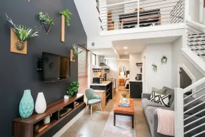 Dine Under the Stars on a Townhouse Rooftop - Image 4