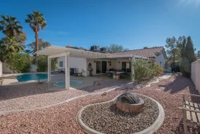 Pool & Spa! Fire pit 4br 2bth & 2mi to strip/Conv! - Image 3