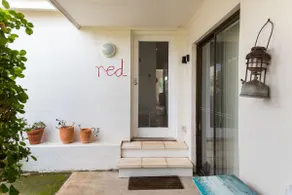 No 5 Red Right on the beach! - Image 2