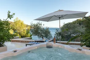 Stone Villa with Jacuzzi in front of Beach Brac - Image 4