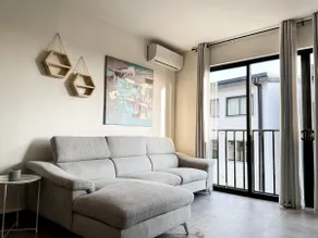 Condo w/pool, A/C, gym & parking, 3mins to airport - Image 2