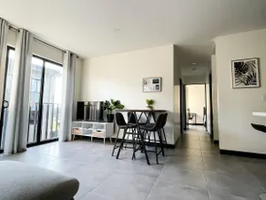 Condo w/pool, A/C, gym & parking, 3mins to airport - Image 3