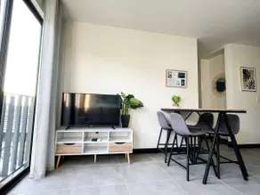 Condo w/pool, A/C, gym & parking, 3mins to airport - Image 4