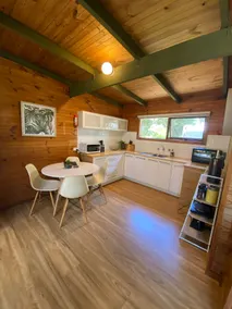 Perfect Getaway Dog friendly No extra cleaning fee - Image 4