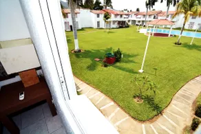 Cozy newly remodeled house near the beach - Image 5