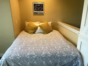 Great location! Highly rated by guests. - Image 3