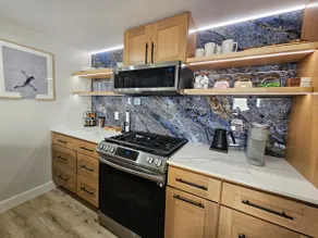x- Cozy loft in Los Angeles - Image 2