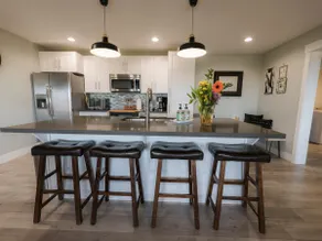 Smith Rock Contemporary - Image 4