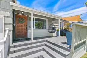 Felspar House · Clean, Charming House in PB 🏖☀️ AC, pkg & laundry - Image 3