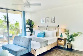 Can be 2 Units! Modern On Beach Ocean View Balcony - Image 2