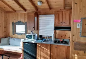 Hide-a-way Cabin #11 - Image 5