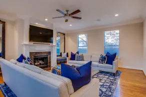 Walkable Luxury Oasis Turtle Creek Style Uptown - Image 3