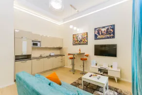 Modern Midtown Hideaway - Image 2