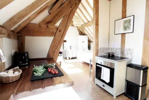 Acorn Barn - Image 2