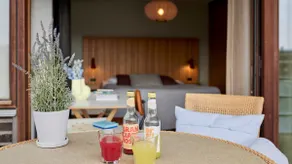 Fully-serviced 2-bedroom Apartment with Balcony - Image 5