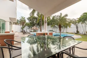 Villa Alijah 5BR • Pool • 15pax •Luxury •Huayacán - Image 3
