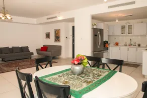 Luxurious Huge 5R in Jerusalem center - Image 3