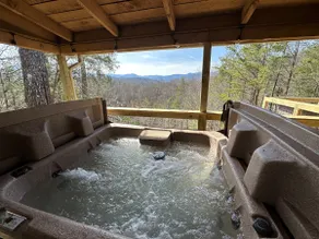 Knockin' Boots Cabin Hot Tub w/ Beautiful View - Image 4
