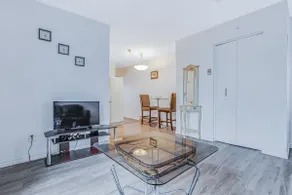 Modern 1 bedroom Apartment - Clean & Comfy - Image 3