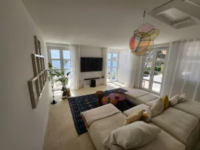Waterfront villa with stunning views - Image 3