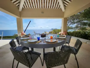 Waterfront villa with stunning views - Image 4
