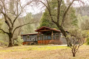 Hammocks & Hot Tub, 22 Miles to Yosemite - Image 2