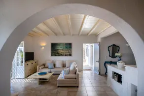 amazing sea view luxury villa for 6 guests - Image 2