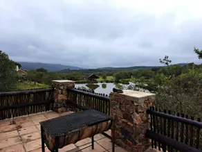 Stone Meadows Country Estate-Vultures View Cottage - Image 5