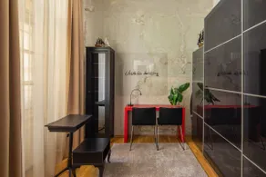 City Life Apartment | 93 m² in the Bank District - Image 5