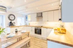 The Cottage - Image 3