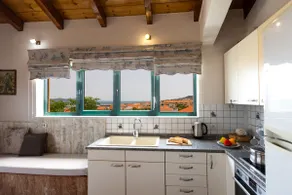 A&S Seaside Maisonette - Image 5