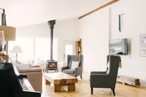 Wellington Waterfront Home - Image 4