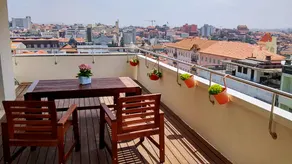 Unique Penthouse Porto near Livaria Lello - 40m2 Terrace and Free Parking - Image 2