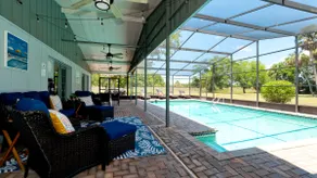 4 Bd w 3 King 4Ba 1.2acres htd salt pool private! - Image 2