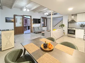 Charming Old Tannery House with Spacious Veranda and Stunning Sea View! - Image 3