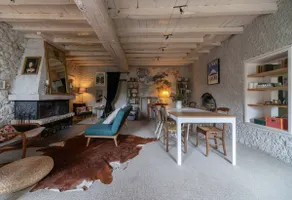 Vintage Family Retreat in Creuzier-le-Neuf - Image 4