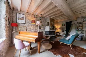 Vintage Family Retreat in Creuzier-le-Neuf - Image 3