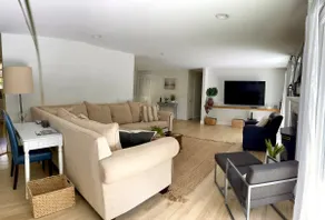 Remodeled Cape house in charming beach community - Image 4
