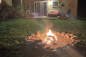 HotTub, Bonfire Pit, Yard, and your own FRESH EGGS - Image 2