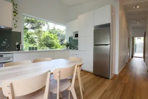 Satin Bower Cottage - Image 3