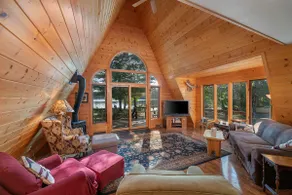 Waterfront modified A-frame on chain of 10 lakes - Image 2