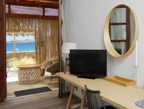 Modern Design Suite Facing the Sea in the Cyclades - Image 2