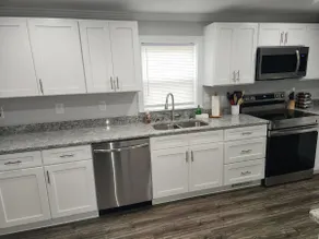 Coastal Getaway 5 min from the beach and Morehead's Waterfront - Image 4